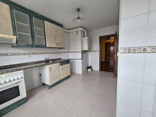 Piso en alquiler en Pumarín en Gijón