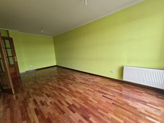 Piso en alquiler en Pumarín en Gijón