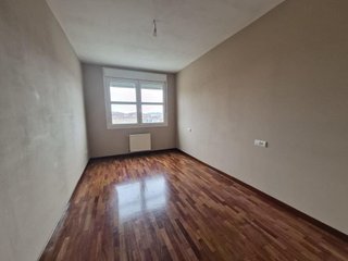 Piso en alquiler en Pumarín en Gijón