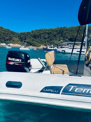 Lancha Semirrígida Capelli Tempest 500 Suzuki 90cv