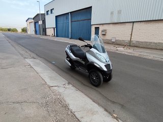 Piaggio MP3 Plata - Moto Trike 125cc