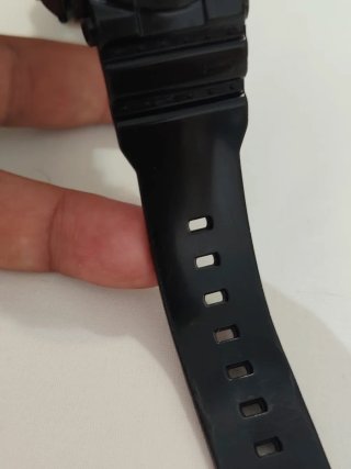 Casio Baby-G BA-110 Negro y Dorado