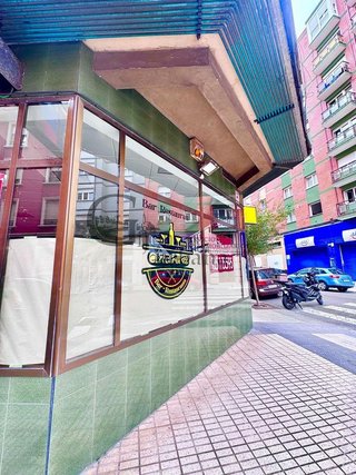 Bar en venta en Laviada en Gijón