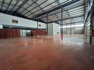 Nave industrial en alquiler en Pla de la Vallonga - Bacarot en Alicante