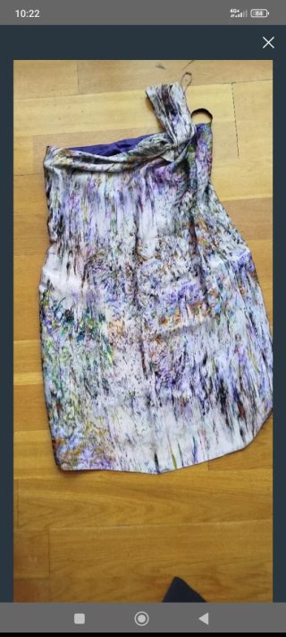 Varias prendas de ropa
