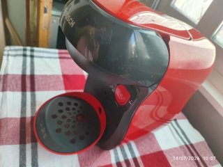 Cafetera Bosch roja