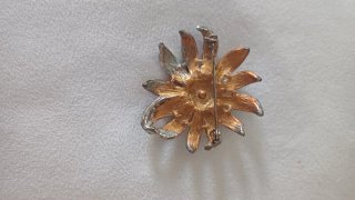 Spilla fiore vintage smaltata