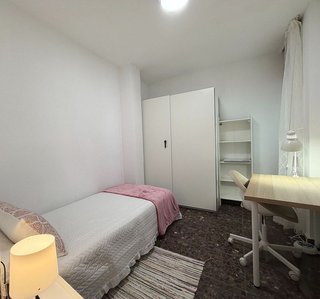 Piso en alquiler en Centro en Almería