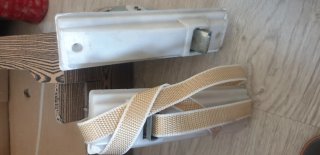 Tirador persiana blanco con cinta