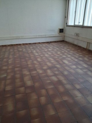 Nave industrial en venta en Gràcia en Sabadell