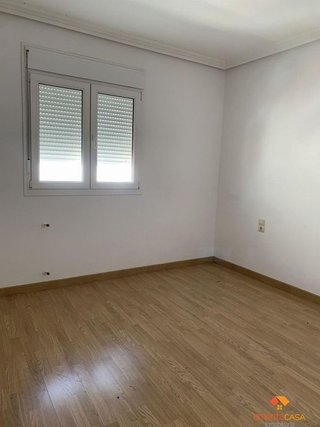 Local comercial en alquiler en Almendralejo