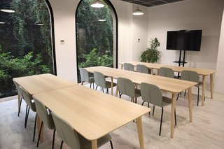 Oficina en alquiler en Nueva España en Madrid