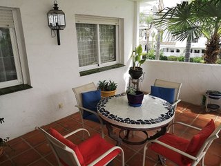 Piso en alquiler en La Dama de Noche-La Alzambra en Marbella