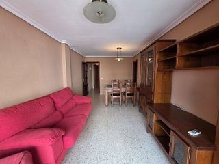Piso en alquiler en Fontanal - San Carlos - San José en Sevilla