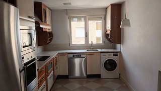 Piso en alquiler en Plaza España - Villa Pilar - Reyes Católicos - Vadillos en Burgos