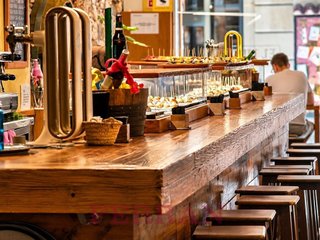 Local comercial en alquiler en El Gòtic en Barcelona