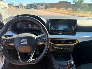 SEAT Ibiza 2023- sin golpes- itv 2027