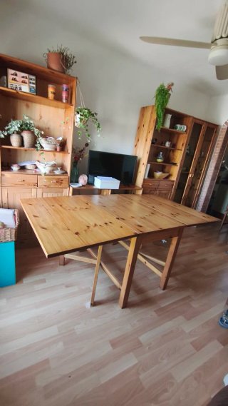 Mesa extensible de madera