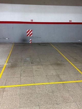 Garaje en venta en La Prosperitat en Barcelona