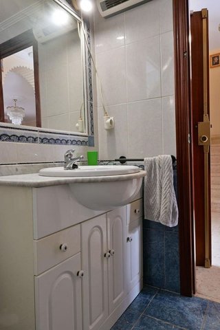Chalet en venta en Colores - Entreparques en Sevilla