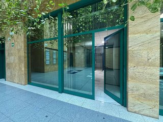 Local comercial en venta en El Juncal - Av. de la Paz en Sevilla
