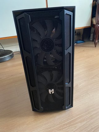 Caja PC con refrigeración líquida