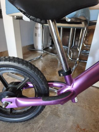 Bici sin pedales infantil morada