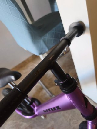 Bici sin pedales infantil morada