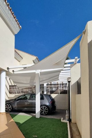 Casa adosada en alquiler en Los Naranjos en Marbella