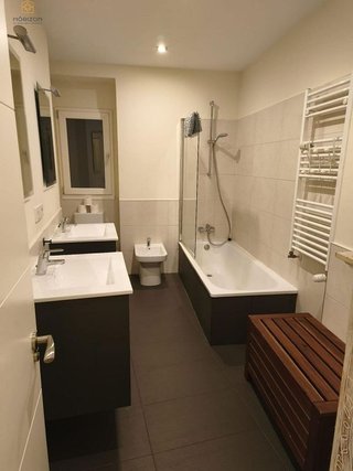 Piso en alquiler en Centro en Gijón
