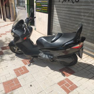 Suzuki Burgman 250 2011 ITV 2027