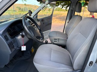 Vendo Toyota Hiace; D4D; cristal corto 2006