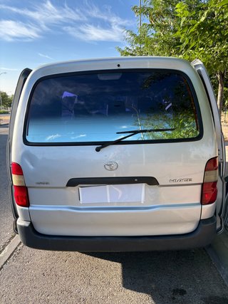 Vendo Toyota Hiace; D4D; cristal corto 2006