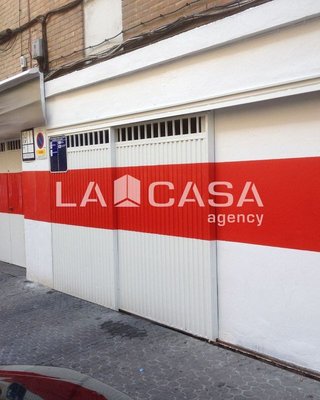 Local comercial en venta en Tres Huertas - El Torrejón - El Cerezo en Sevilla
