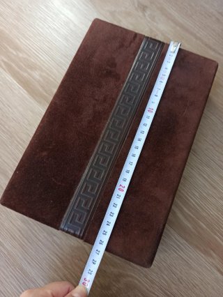 Caja puros tabaco años 60 cuero y madera, con seña