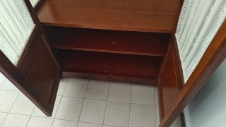 Vetrinetta classica in legno e vetro