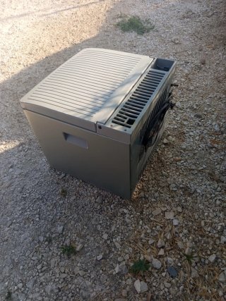 Nevera Dometic 40L 12/230V Gas
