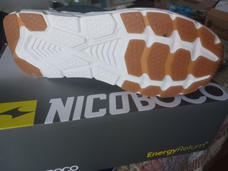 Zapatillas Nicoboco nuevas