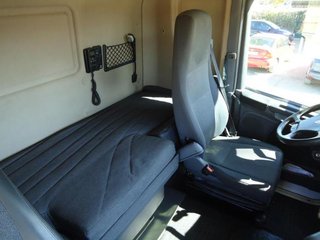 Scania R 440-CAMIONES PORTAMAQUINARIAS