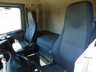Scania R 440-CAMIONES PORTAMAQUINARIAS