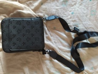 Bolso bandolera de piel