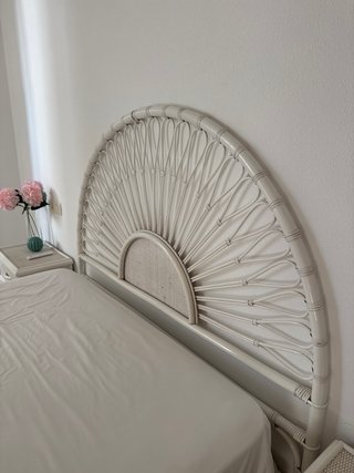 Cabecero de mimbre estilo abanico