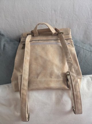 Bolso Mochila Beige y Marrón