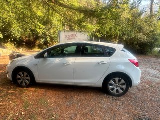 Opel Astra 2016