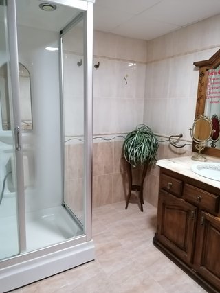 Se alquila habitación extra grande