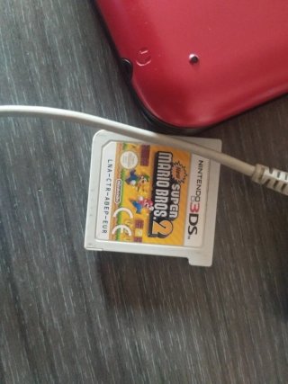 Nintendo 3DS XL Rosso + Super Mario Bros.