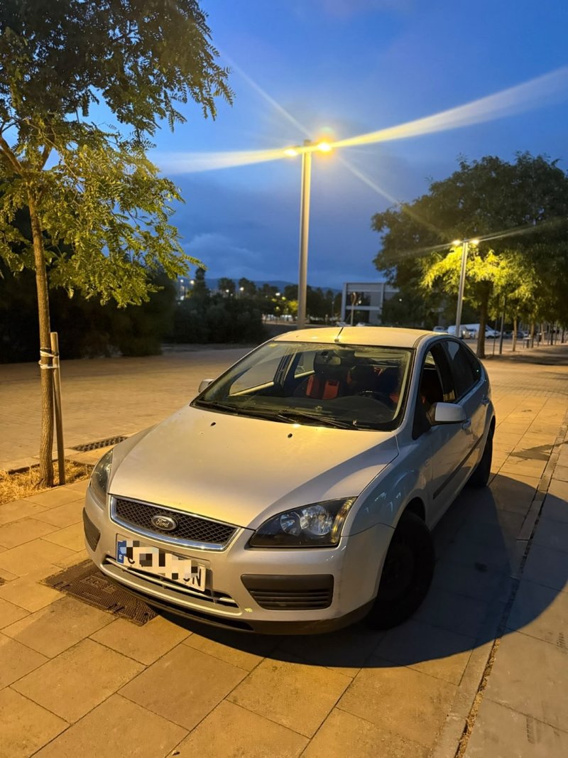 Ford Focus 2005 ETIQUETA B - foto 1