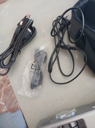 Proyector Epson EMP-245 con funda