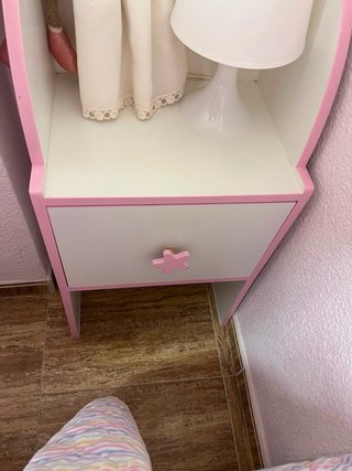 Cabecero y mesita de noche infantil