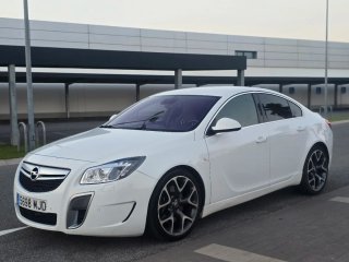 Opel Insignia 2011